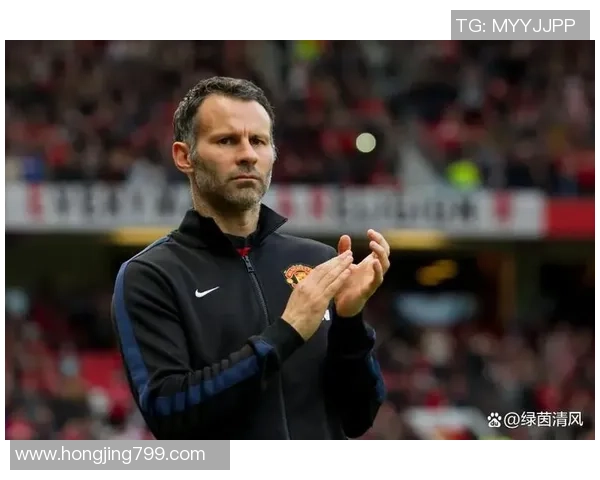 足球界球星与教练角色差异分析：职责定位与贡献比较